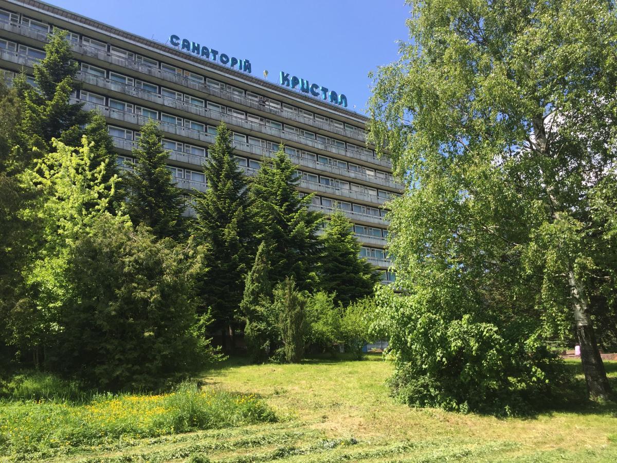 Sanatoriy Kristall Truskavets Dış mekan fotoğraf